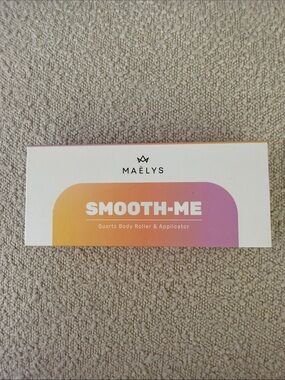 MAËLYS Smooth-Me Quartz Body Roller & Applicator